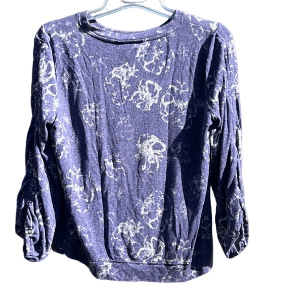 Simply Vera Vera Wang Lightweight Sweater Size Medium - Picture 3 of 10